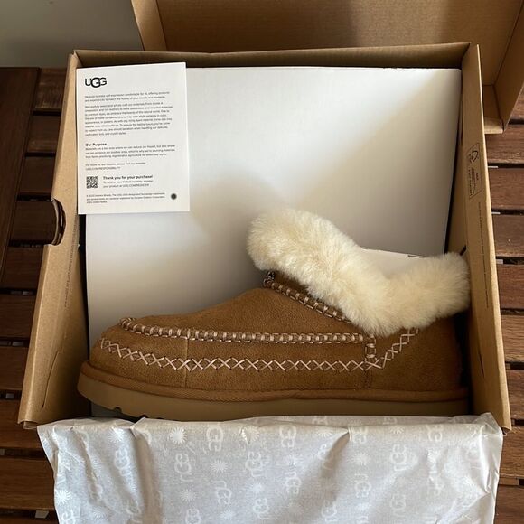 UGG Classic Ultra Mini Alpine Chestnut US Women Size 8/UK 6/EU 39 - Picture 15 of 15